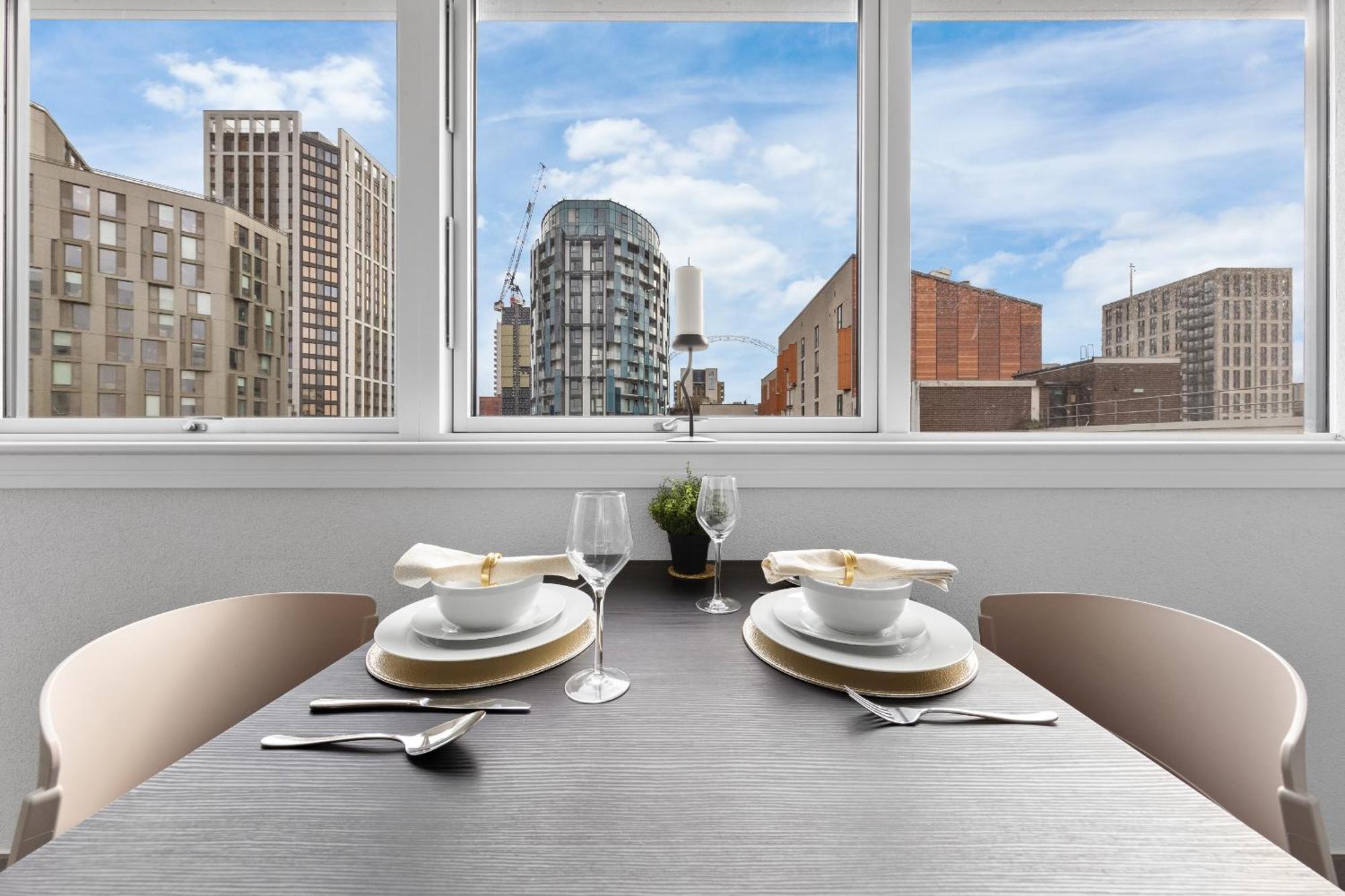 Апартаменты Stylish Retreats On Olympic Way Лондон Экстерьер фото