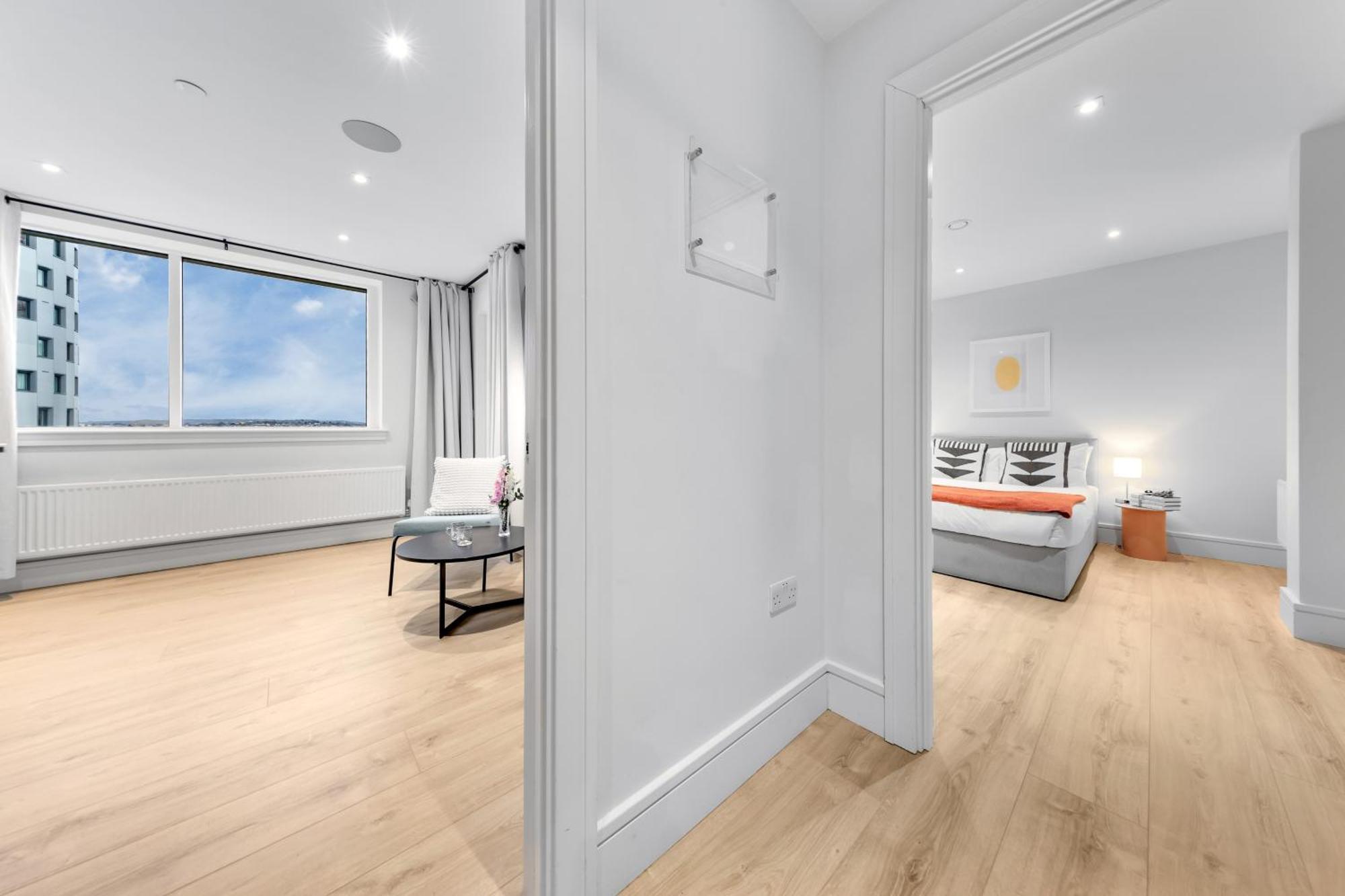 Апартаменты Stylish Retreats On Olympic Way Лондон Экстерьер фото